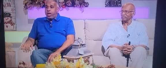 Still from Book interview on Nos Mainta